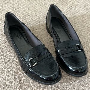 Women’s Life Stride Black Patent Loafers